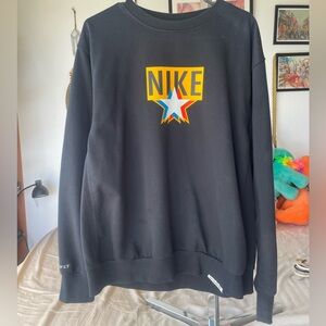Nike Crewneck Standard Issue